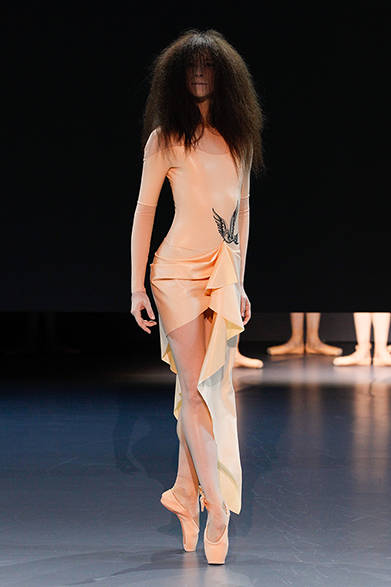 <strong>VIKTOR & ROLF｜ヴィクター&ロルフ</strong>　2014年春夏オートクチュールコレクション