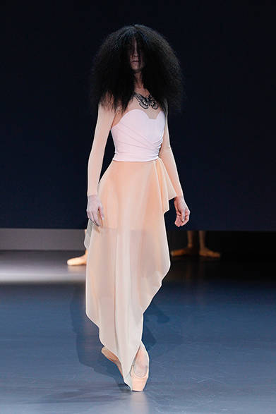 <strong>VIKTOR & ROLF｜ヴィクター&ロルフ</strong>　2014年春夏オートクチュールコレクション