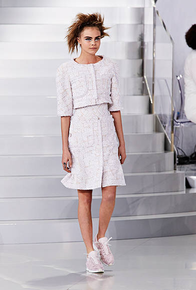 <strong>CHANEL｜シャネル</strong>　2014年春夏オートクチュールコレクション　©CHANEL