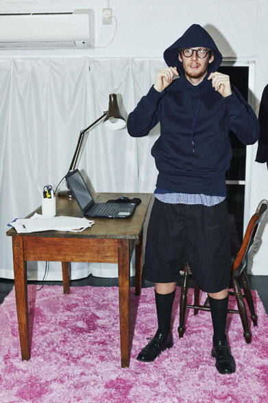 Sweat shirts parka 2万3000円、Pile zip up jersey 1万500円、Sarouel short pants 2万1800円