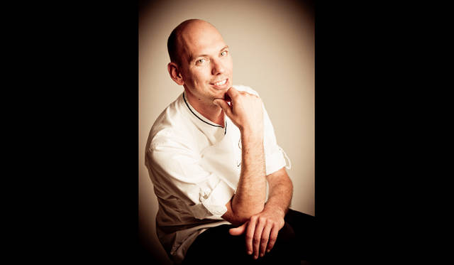 二代目シェフショコラティエのジュリアン・グジアンさん。2010年に先代の跡を継いだ