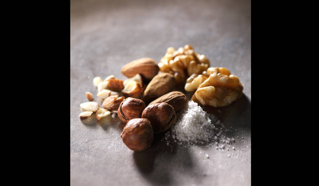 それまでフランスでは、塩をスイーツに使う習慣がなかったため、甘みに塩を利かせた「C.B.S.」の斬新な味はパリでも評判に。「国境を超えるおいしさ」と称えられた