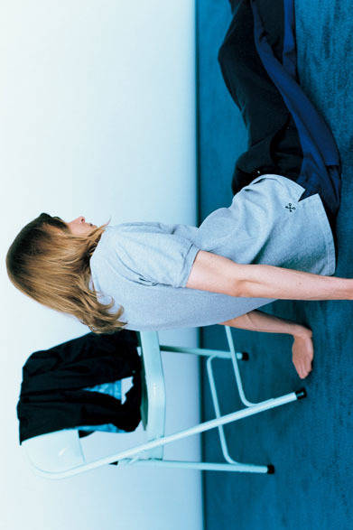 ポロシャツ1万6000円、パンツ2万3000円（すべて税抜価格）