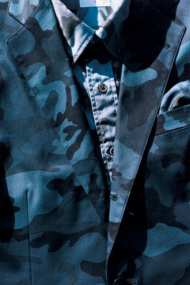 ジャケット6万円、シャツ2万5000円（すべて税抜価格）