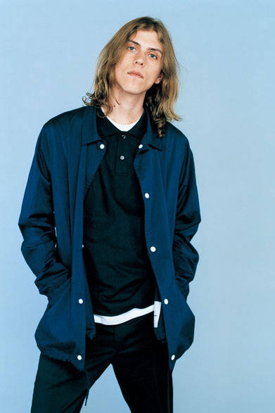 ブルゾン2万8000円、ポロシャツ1万6000円、Tシャツ8000円、パンツ2万2000円（すべて税抜価格） 