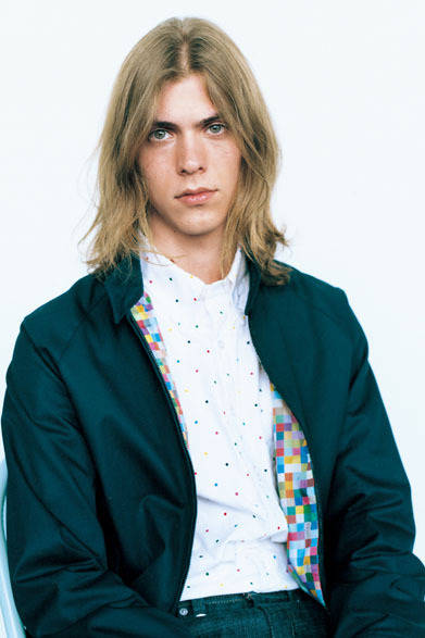 ブルゾン4万5000円、シャツ2万5000円、パンツ2万6000円（すべて税抜価格）