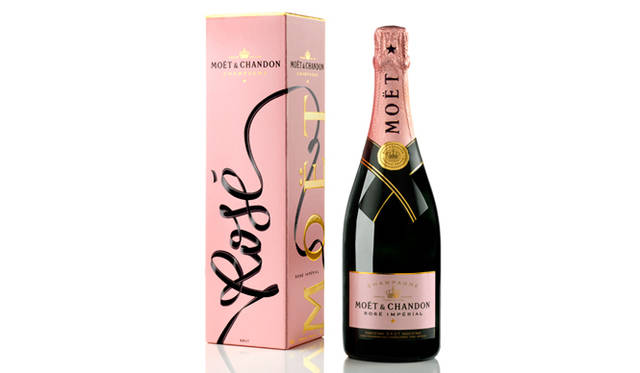 <strong>モエ ロゼ ブラックタイ ギフトボックス</strong><br />内容量｜375mlL、750mL<br />価格｜4100円、7000円<br />