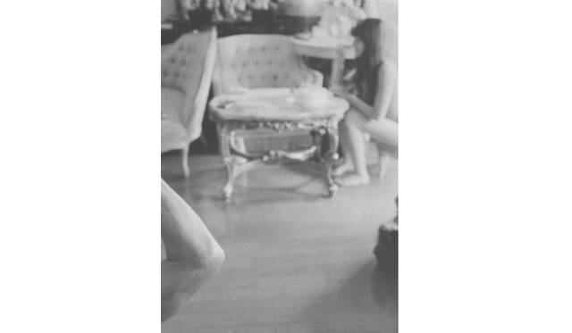 <strong>ART｜アーティスト花代による個展『灰色区域』</strong>　Hanayo, untitled, 2013, gelatin silver print, © Hanayo Courtesy ofGallery Koyanagi