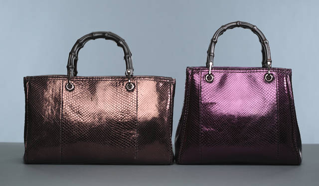 バッグ「バンブーショッパー」 左から 32万9700円[W34×H21×D15cm]、29万9250円[W28×H22×D12cm]