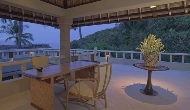 <strong>Amanresorts｜アマンリゾーツ</strong>　「アマンキラ（Amankila）」　Garden Suite Terrace　© Amanresorts