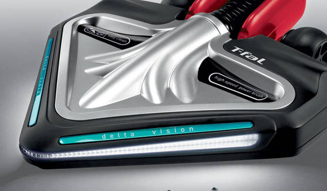 フルLEDライトで、暗い場所のゴミも逃さない「デルタビジョン」