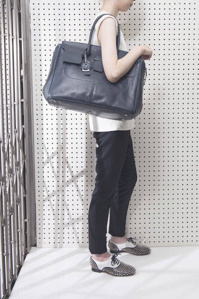 <strong>ithelicy｜イザリシー</strong>　2014年春夏コレクション　「Evrin」7万6000円