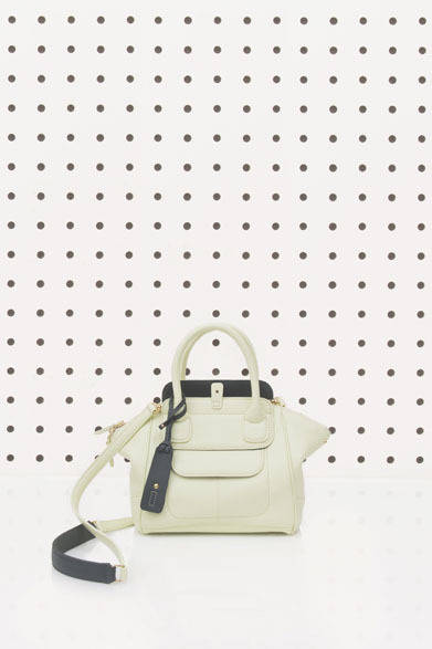 <strong>ithelicy｜イザリシー</strong>　2014年春夏コレクション　「Ita mini-SH」3万6000円