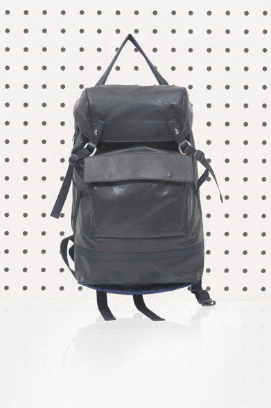 <strong>ithelicy｜イザリシー</strong>　2014年春夏コレクション　「Dellal」7万8000円