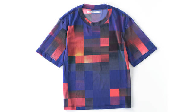 Tシャツ2万円（税別）