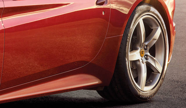 ferrari_carifornia_t_040
