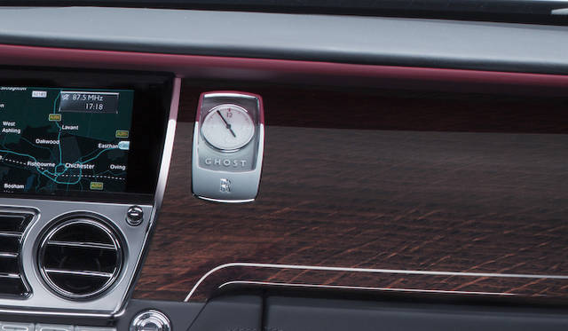 rolls-royce_ghost_series2_047
