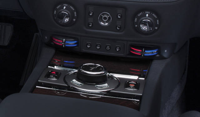 rolls-royce_ghost_series2_051