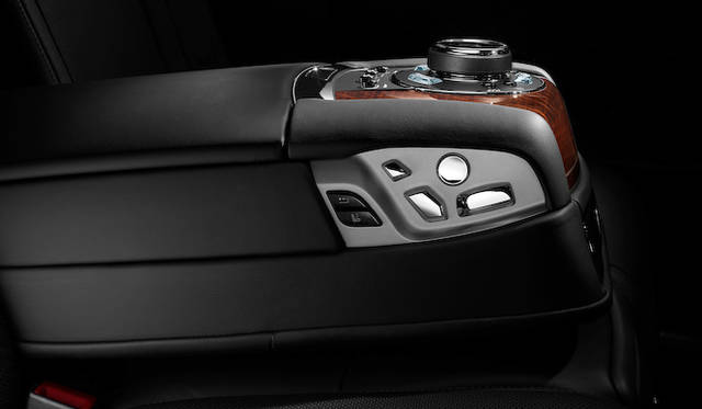 rolls-royce_ghost_series2_056