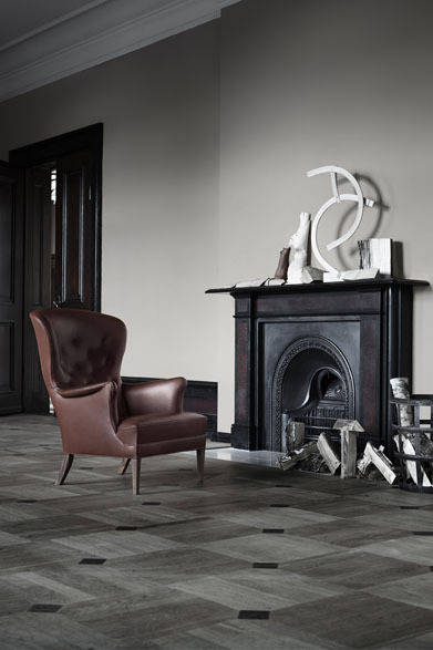 「ヘリテージチェア」