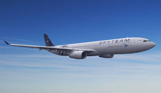 <strong>Garuda Indonesia｜ガルーダ・インドネシア航空</strong>　スカイチームロゴペイントをほどこしたガルーダ・インドネシア航空機　A330-300型機