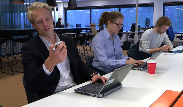 配達が完了すると、注文者にメッセージが届く