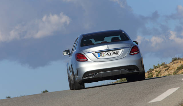 05_mb_c_250_bluetech2