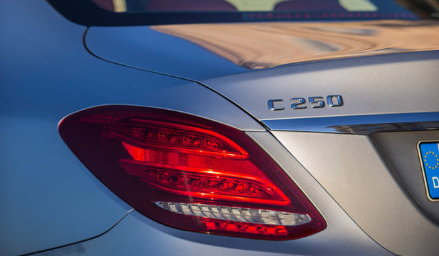 22_mb_c_250_bluetech