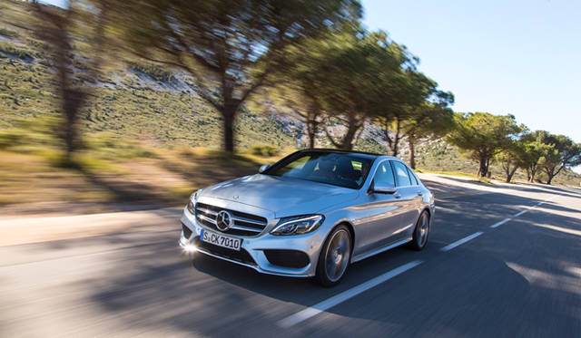 29_mb_c_class 運転をしはじめてすぐに、「これは、いいぞ、いいぞ」、という気持ちになったのは、ひさびさの出来事だ