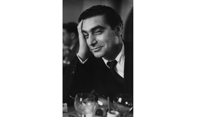 <strong>ART｜東京都写真美術館で『101年目のロバート・キャパ－誰もがボブに憧れた』</strong>　ロバート・キャパ 1951年 ルース・オーキン撮影　東京富士美術館蔵　©International Center of Photography/Magnum Photos