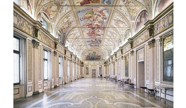 <strong>ART｜ドイツ人写真家カンディダ・へーファーの個展</strong>　Candida HöferPalazzo Ducale Mantova I 2011