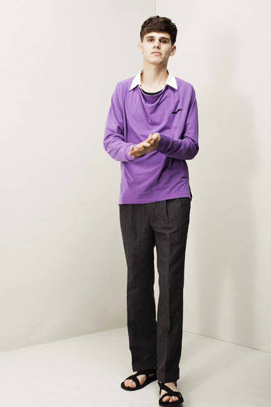 シャツ2万1000円、パンツ3万8000円（ともに税抜価格）