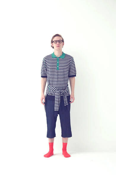 ポロシャツ1万9000円、パンツ1万7000円（ともに税抜価格）