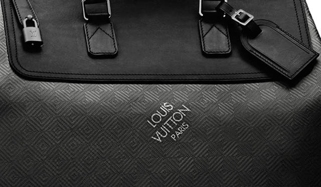 BMW i8に捧げるラゲージコレクションを発表 