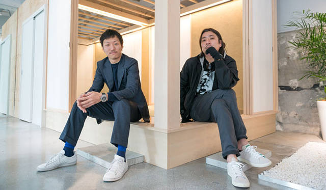 <strong>STUDIOUS｜ステュディオス</strong>　STUDIOUS代表取締役CEO 谷 正人氏（写真左）、N.HOOLYWOOD 尾花大輔氏