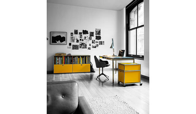 ゴールデンイエロー