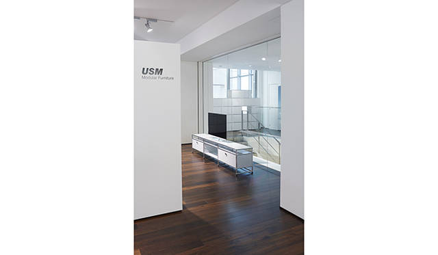 USMモジュラーファニチャーショールーム 内観