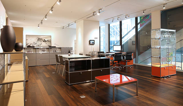 USMモジュラーファニチャーショールーム 内観