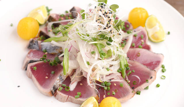 「戻り鰹のカルパッチョ」