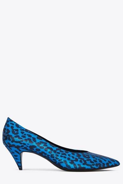 <strong>SAINT LAURENT｜日本国内初、ウィメンズシューズのみの限定ショップオープン</strong>　「KITTEN HEEL（キトゥン・ヒール）」<br />7万5000円（税抜）　COURTESY OF SAINT LAURENT