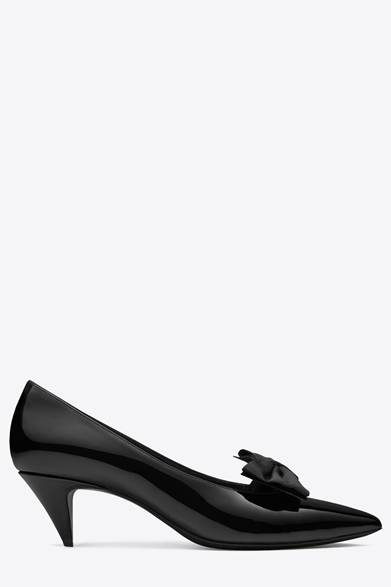 <strong>SAINT LAURENT｜日本国内初、ウィメンズシューズのみの限定ショップオープン</strong>　「KITTEN BOW PUMPS（キトゥン ボウ パンプス）」<br /> 8万1000円（税抜）　COURTESY OF SAINT LAURENT