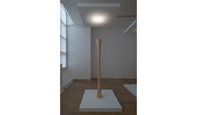 杉本博司＋京職人「溜まり水 1」（c） Hiroshi Sugimoto, photography by DamianGriffiths, courtesy Pace London, 2013