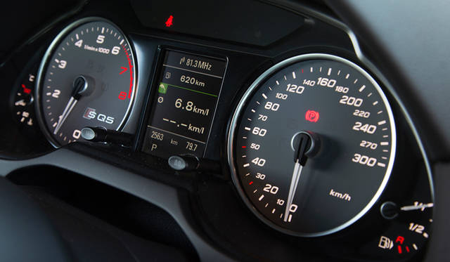 下からしっかり放たれるトルク感は基準車とまるで遜色がないままに、高回転域にしたがってフラットにパワーを乗せながらしっかりと吹け切る濁りのない感覚は「S」ならではのものだ