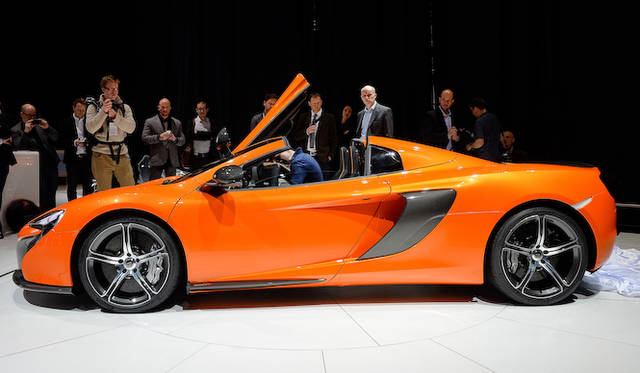 2014年のジュネーブモーターショーにおける発表のもよう