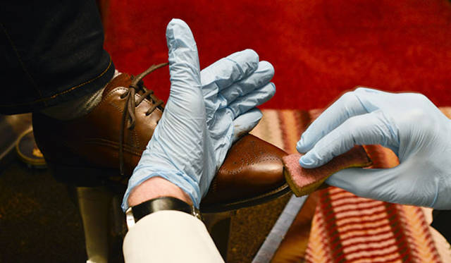 「靴を磨くことは、男の時間の使い方としてとても贅たくなこと」とマーティン氏