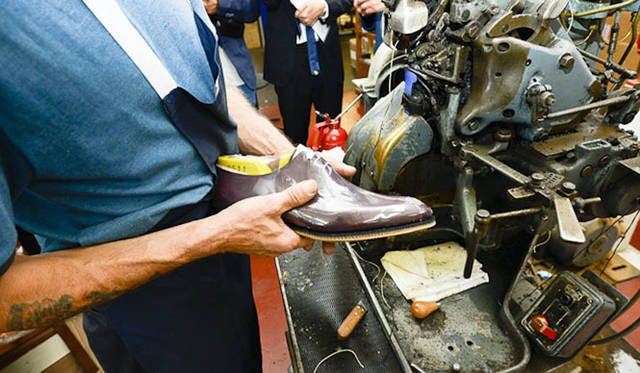 ジョンロブならではの美しいソール