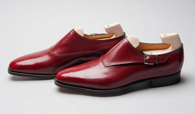 モデル「VALE」（カラー：Deep Red、素材：Lord Calf）ジョンロブ大阪ヒルトンプラザ店
