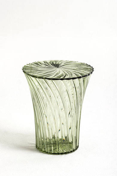 <strong>Kartell｜カルテル</strong>　吉岡徳仁デザイン「SPARKLE」