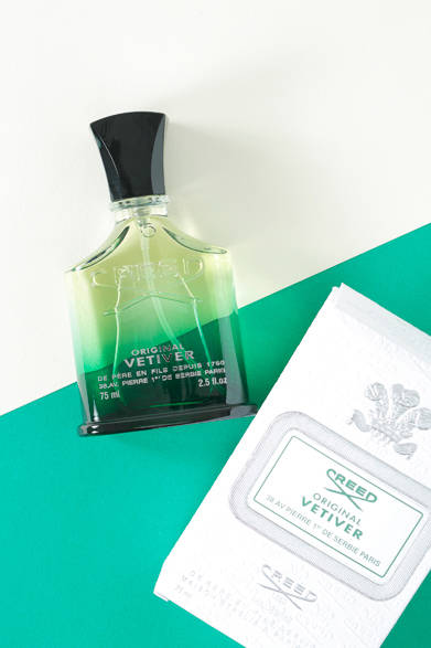 1760年、ジェームス ヘンリー クリードによってロンドンで創設されたフレグランスブランド、クリード。「ベチバー オードパルファム」は、深みのあるベチバーに、ベルガモット、マンダリンの爽やかさをくわえ、あたらしいベチバーの魅力を引き出した逸品<br />ベチバー オードパルファム3万240円［75ml］（クリード／阪急メンズ東京1階）