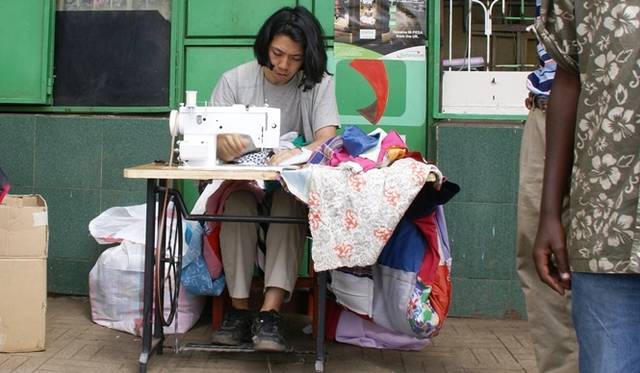 <strong>ART｜一夜限りのアートの饗宴『六本木アートナイト2014』が4月19日開幕</strong>　作品制作する西尾美也